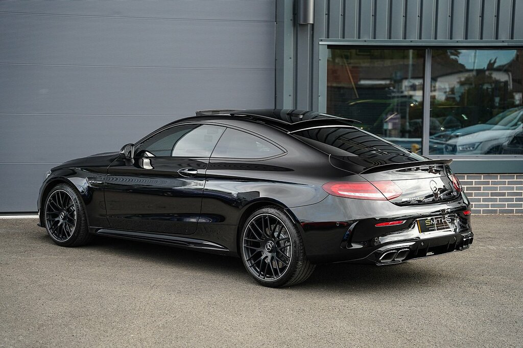 Mercedes-Benz C Class Amg C 63 Premium Plus Black #3
