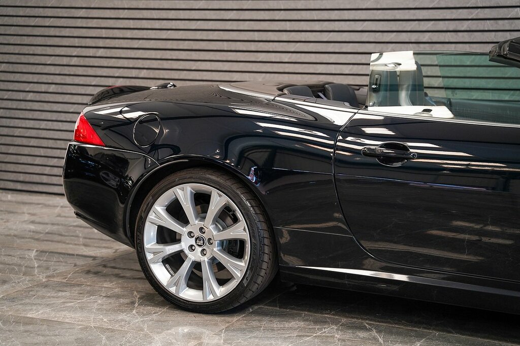 Jaguar XK V8 Artisan Special Edition Black #2