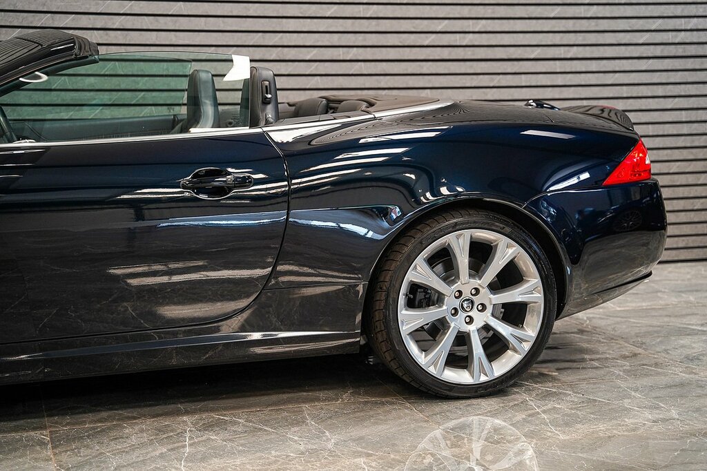 Jaguar XK V8 Artisan Special Edition Black #5