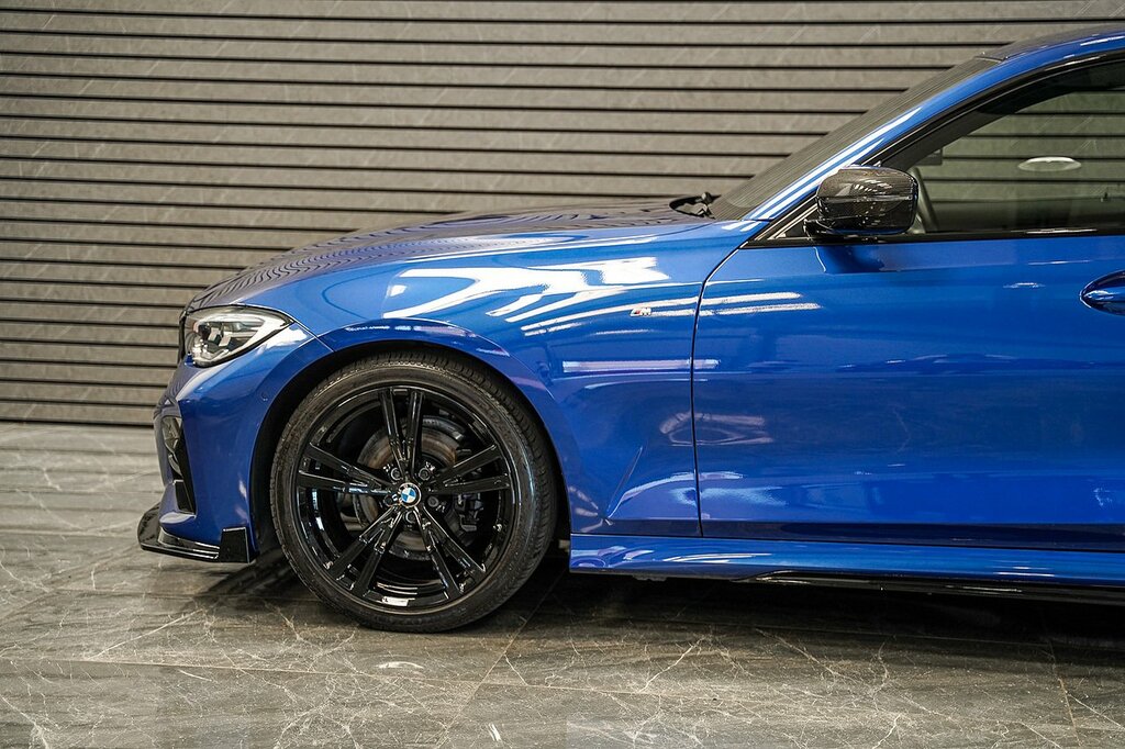 BMW 3 Series 318I M Sport Blue #4