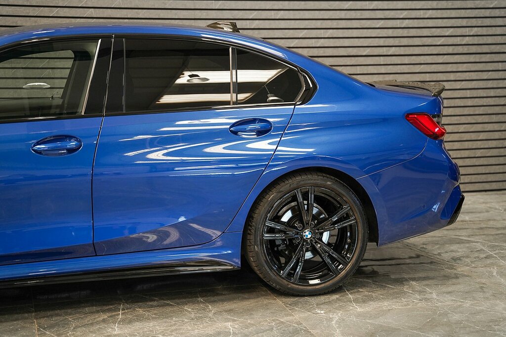 BMW 3 Series 318I M Sport Blue #5