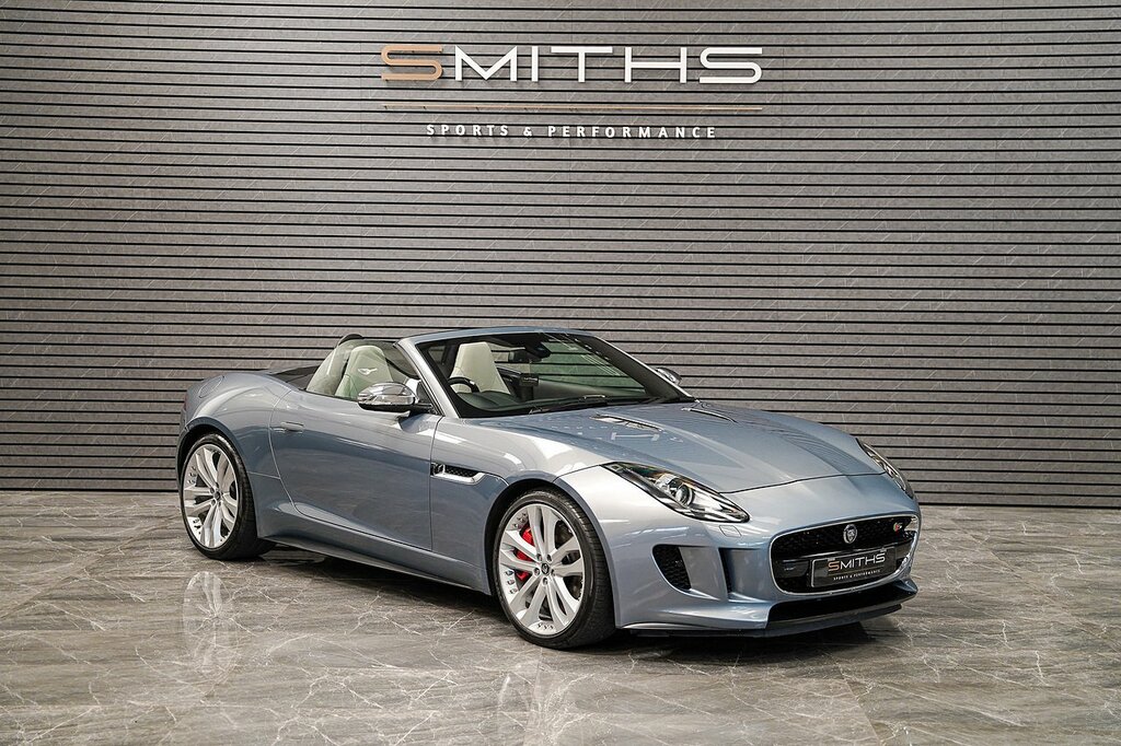 Jaguar F-Type V8 S Grey
