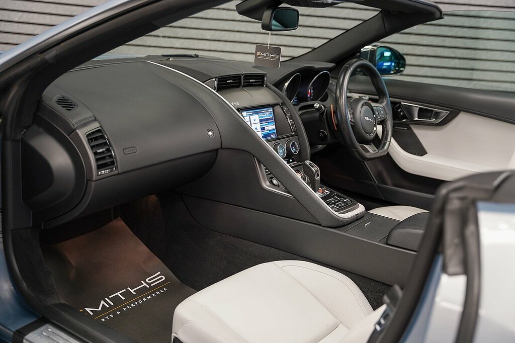 Jaguar F-Type 3.0 V6 S Convertible Euro 5 Ss White #18