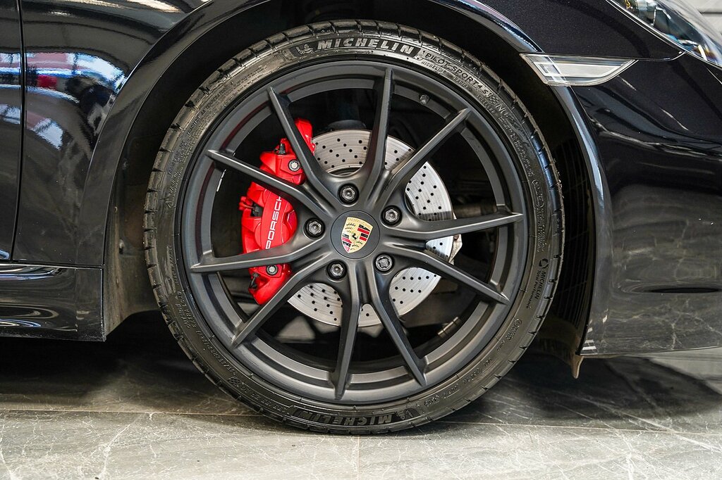 Porsche 718 Boxster T Gts Black #6