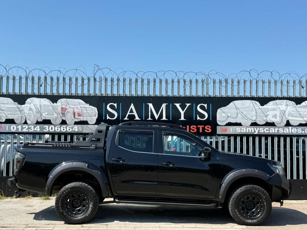 Nissan Navara 2.3 Dci N-guard 4Wd Euro 6 YD70MRV Black #3