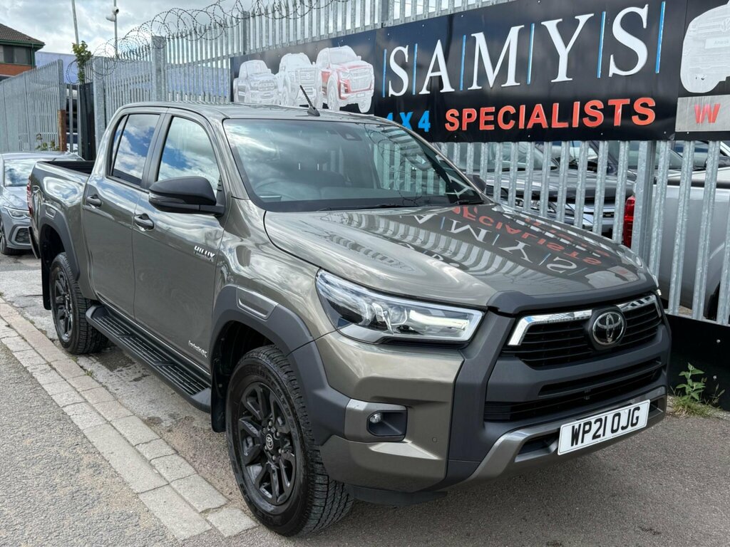 Toyota HILUX Invincible X Dcab Pick Up 2.8 D-4d Black #13
