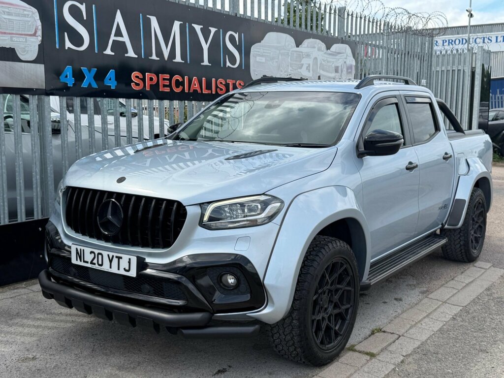 Mercedes-Benz X Class Pickup White #44