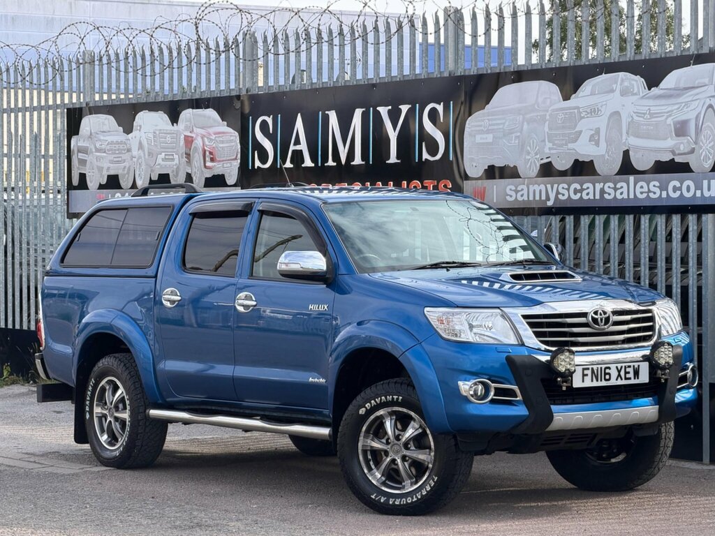 Toyota HILUX D-4d Active Pickup Double White #9