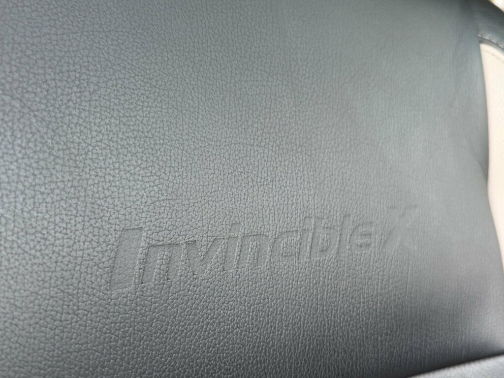 Toyota HILUX D-4d Active Pickup Double White #36