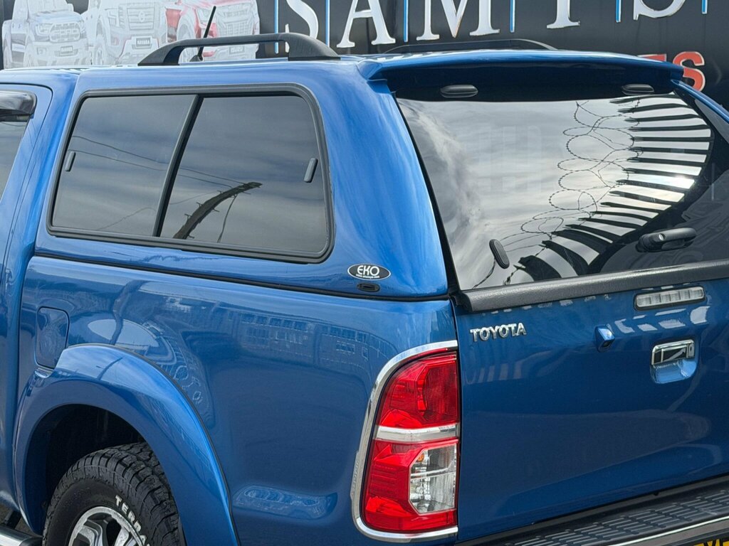 Toyota HILUX D-4d Active Pickup Double White #20