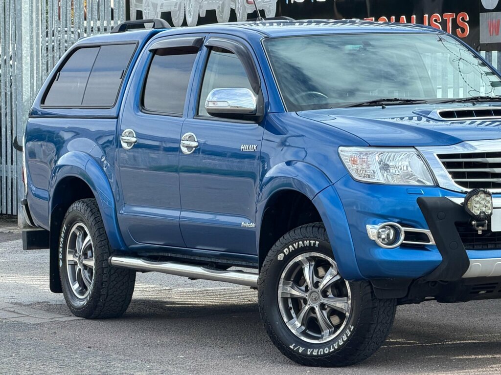 Toyota HILUX D-4d Active Pickup Double White #10