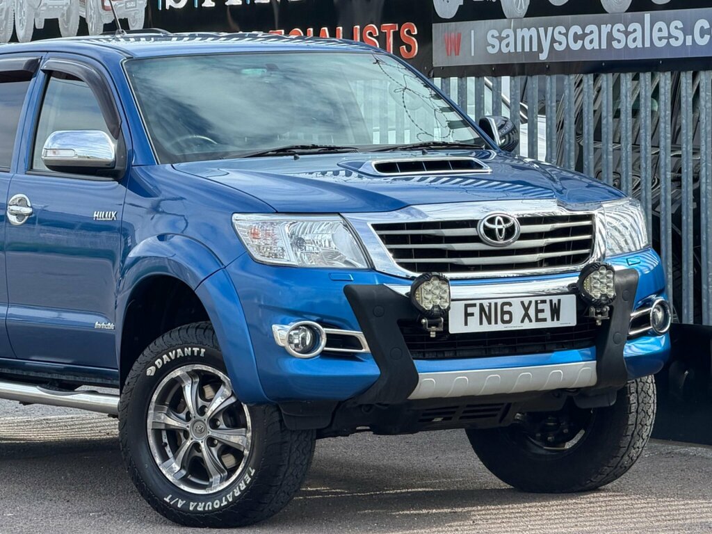 Toyota HILUX D-4d Active Pickup Double White #11