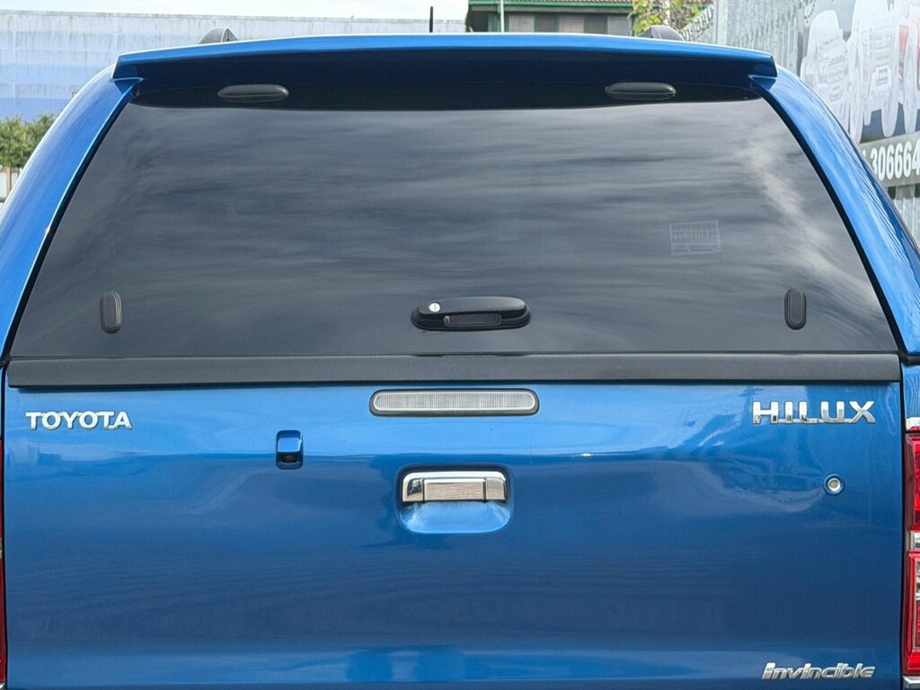 Toyota HILUX D-4d Active Pickup Double White #19