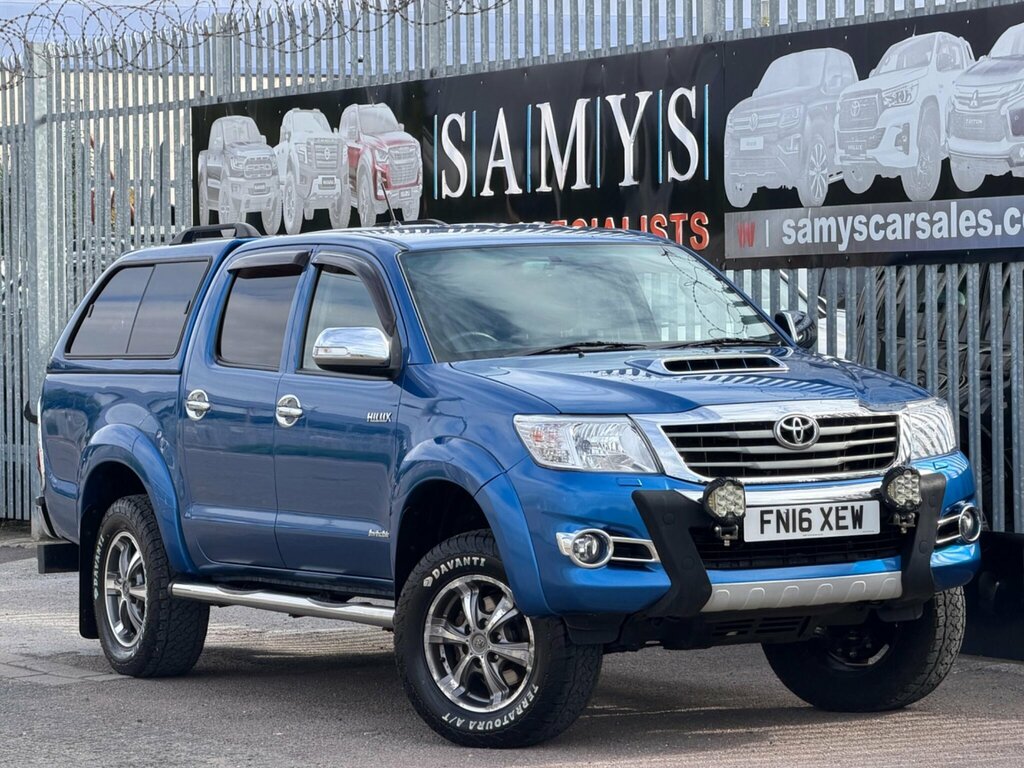 Toyota HILUX D-4d Active Pickup Double White #8