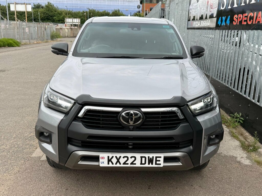 Toyota HILUX 2.8 D-4d Invincible X 4Wd Euro 6 Ss Silver #2