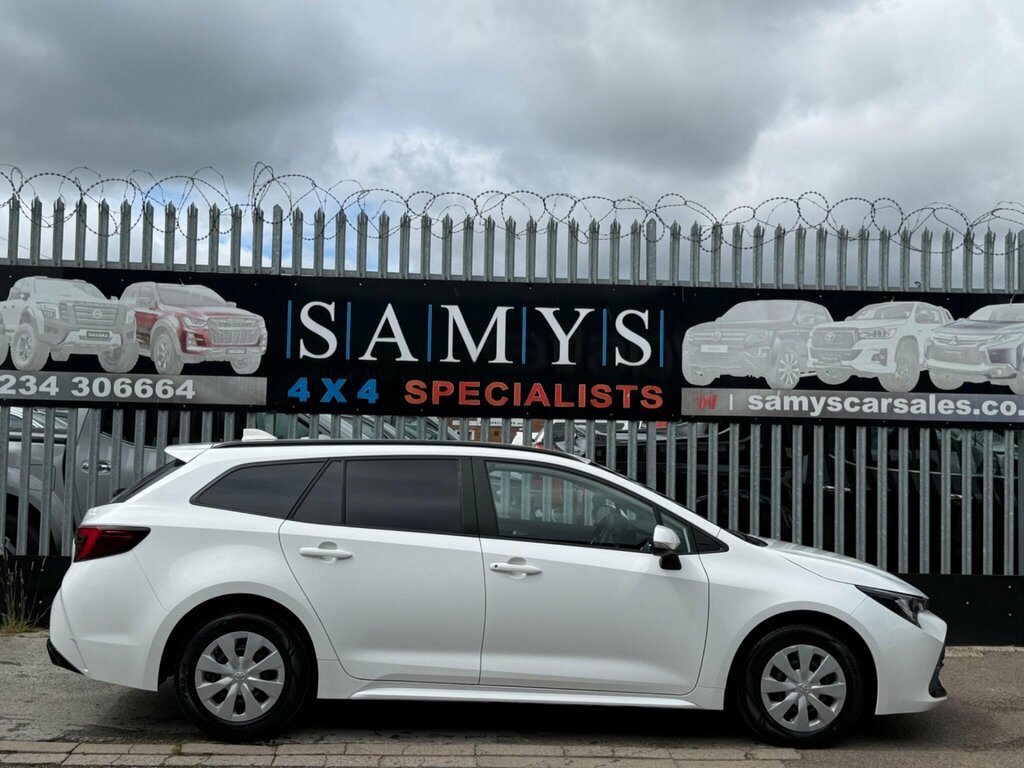 Toyota Corolla 1.8 Vvt-h Cvt Euro 6 Ss White #3