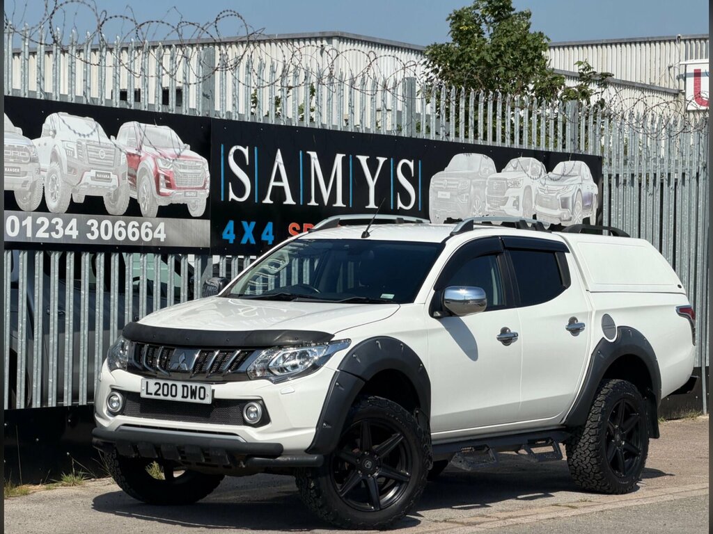 Mitsubishi L200 2.4 Di-d Dc Barbarian 4Wd Euro 6 White