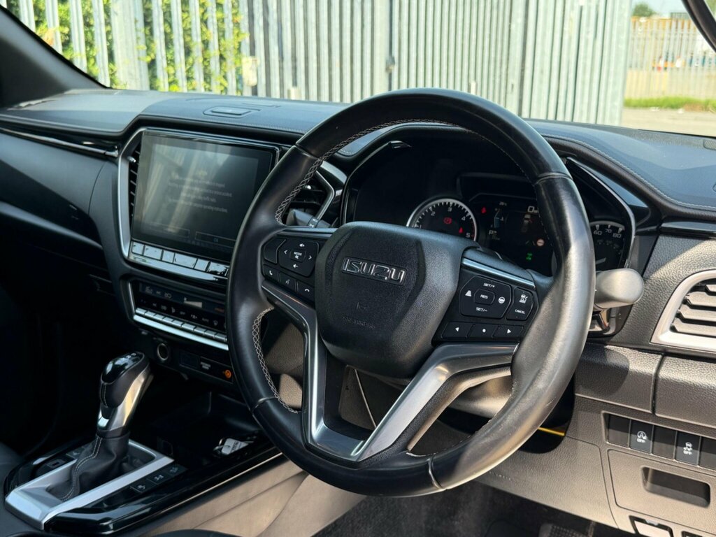 Isuzu D-Max At35 Cab Blue #15