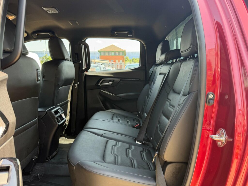 Isuzu D-Max At35 Cab Blue #18