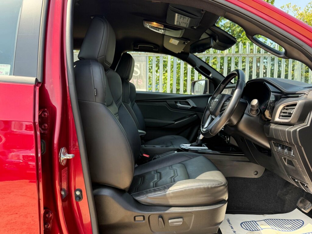 Isuzu D-Max At35 Cab Blue #16
