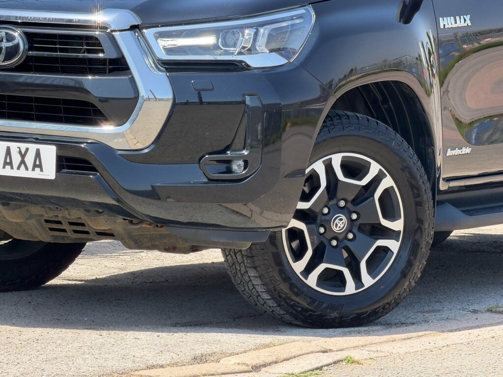Toyota HILUX 2.4 D-4d Invincible 4Wd Euro 6 Ss Black #6