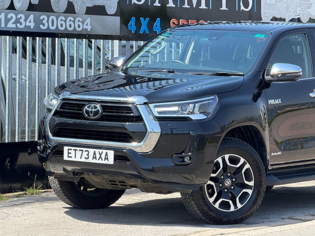 Toyota HILUX 2.4 D-4d Invincible 4Wd Euro 6 Ss Black #4
