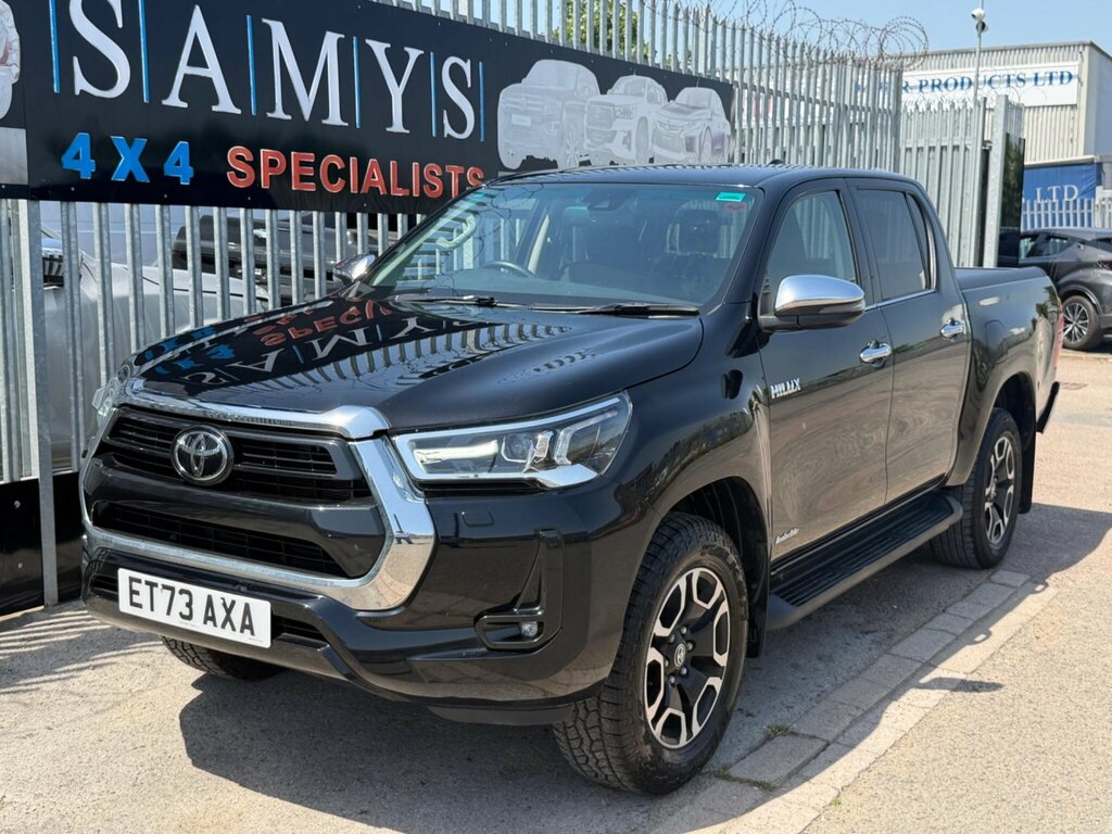 Toyota HILUX 2.4 D-4d Active White #30