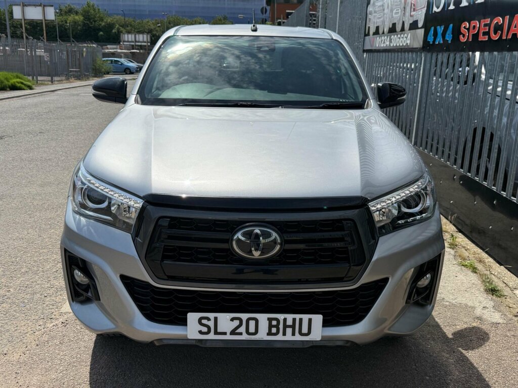 Toyota HILUX 2.4 D-4d Invincible X 4Wd Euro 6 Ss T Silver #2