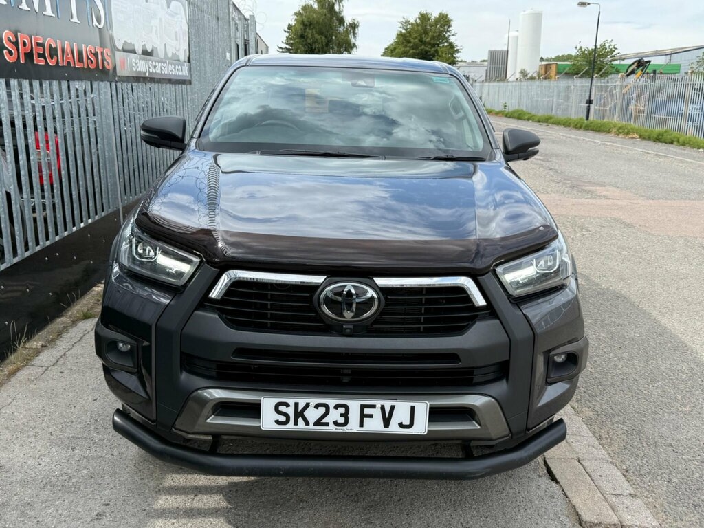 Toyota HILUX 2.8 D-4d Invincible X 4Wd Euro 6 Ss Grey #2