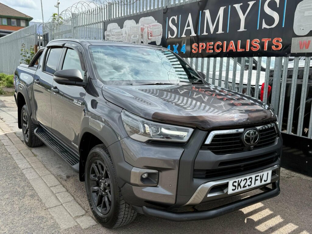 Toyota HILUX 2.8 D-4d Invincible X Double Cab Pickup 4Wd E Silver #13