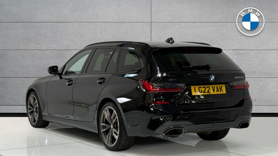 BMW 3 Series M340d Xdrive Touring LG22VAK Black #3