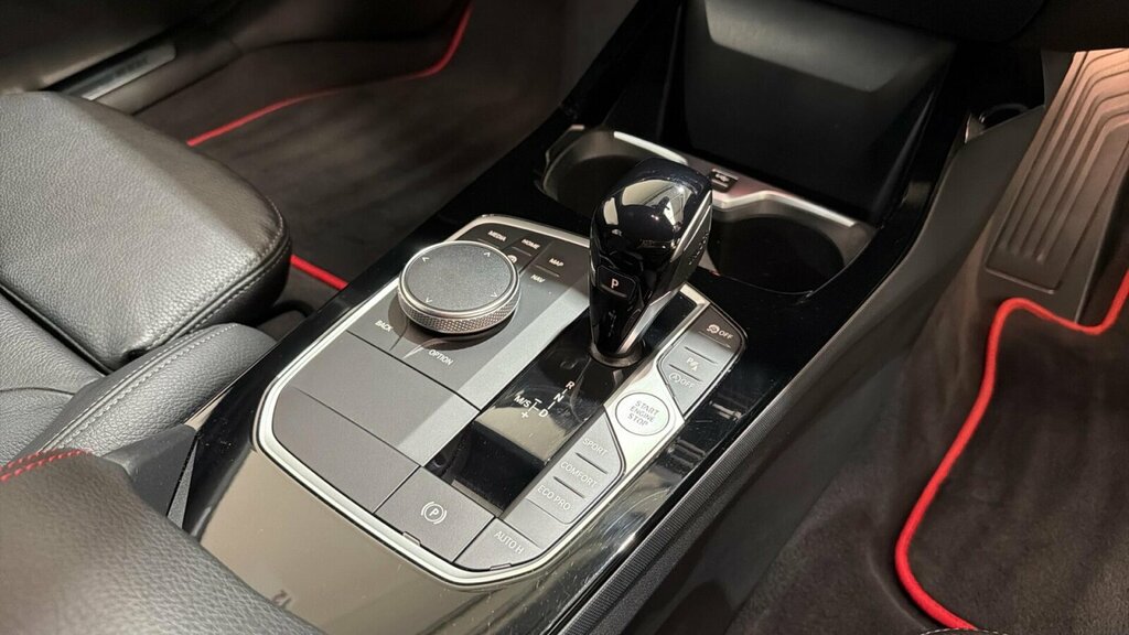 BMW 1 Series M Sport White #19