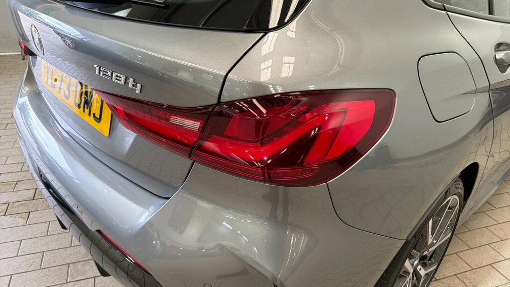 BMW 1 Series M Sport White #43