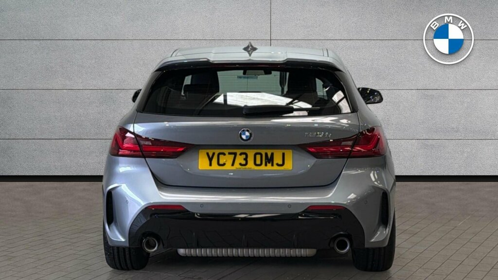BMW 1 Series M Sport White #29