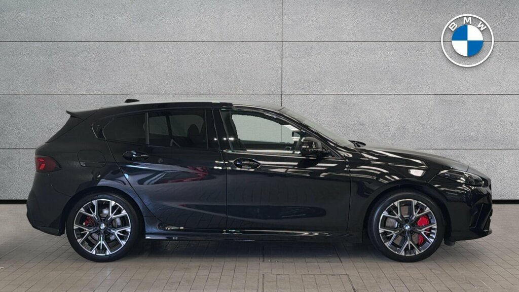 BMW 1 Series 123 Xdrive M Sport YB75JUC Black #5