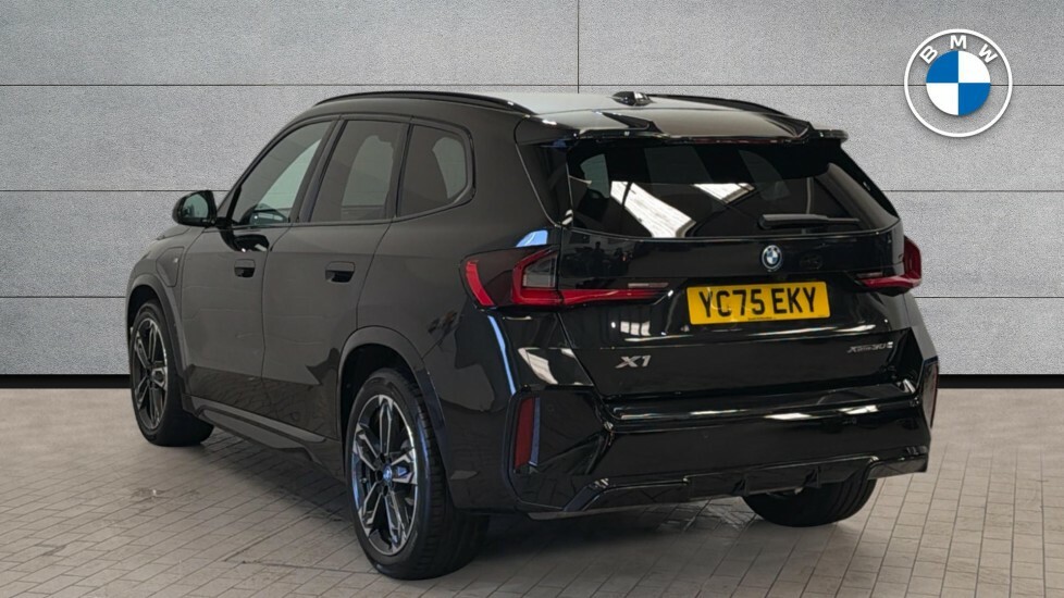BMW X1 X1 Xdrive30e M Sport Black #3