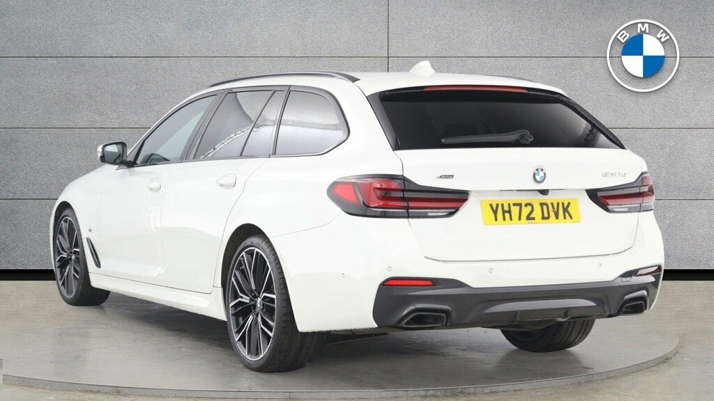 BMW 5 Series 530D Xdrive M Sport Touring White #2