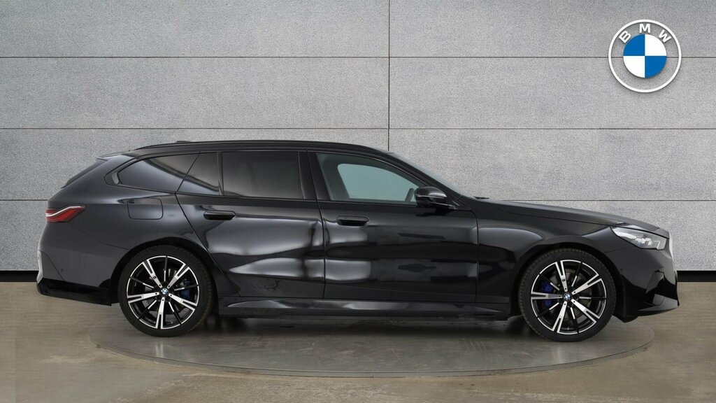 BMW 5 Series 530E M Sport Touring Black #5