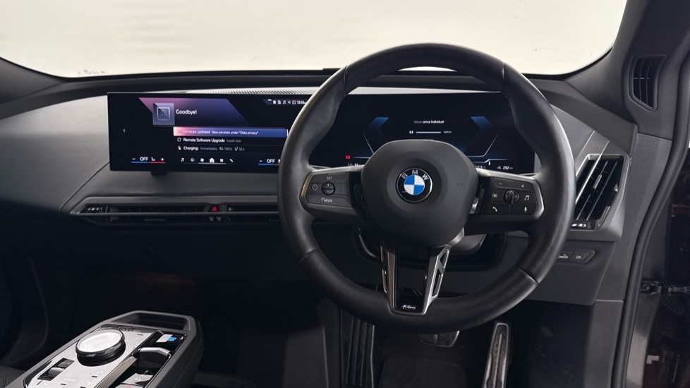 BMW iX Xdrive45 M Sport Black #9