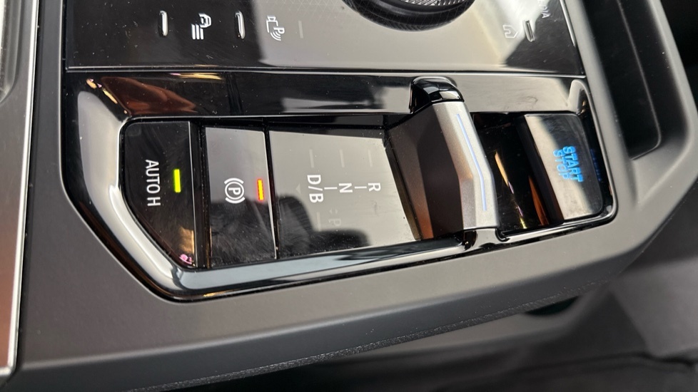 BMW iX Xdrive45 M Sport Black #38
