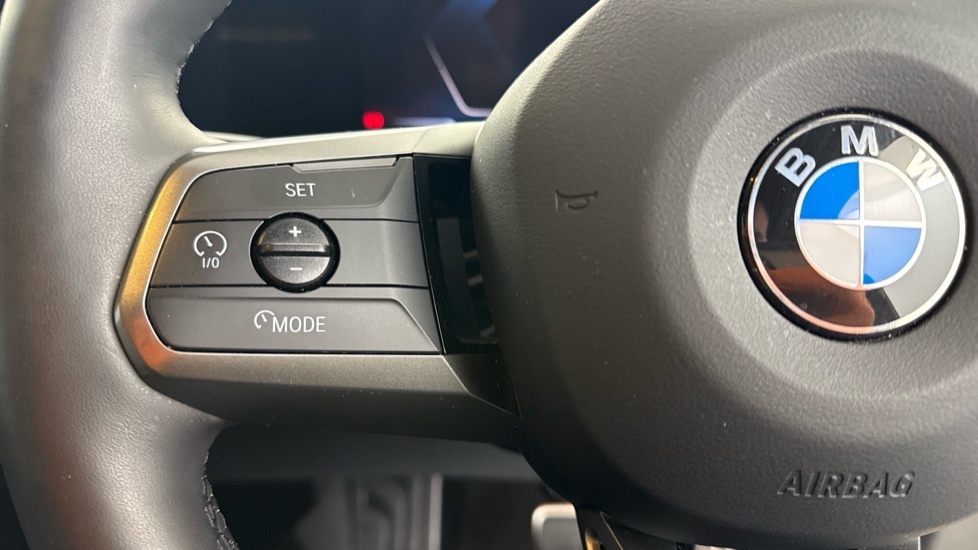 BMW iX Xdrive45 M Sport Black #33