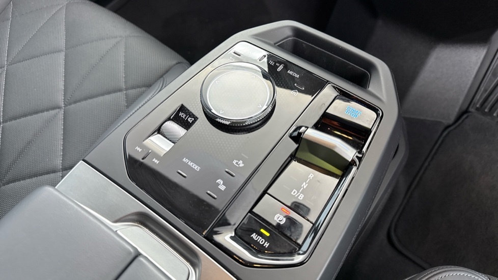 BMW iX Xdrive45 M Sport Black #20