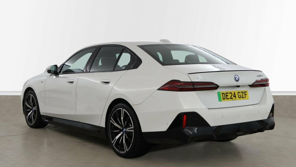 BMW i5 I5 Edrive40 M Sport Pro Saloon White #3