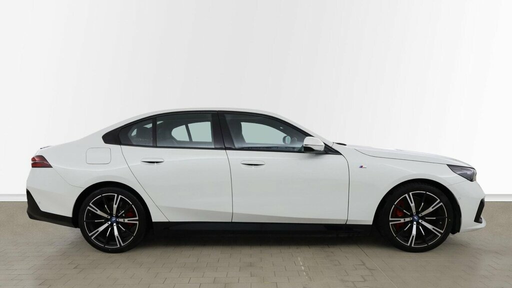 BMW i5 I5 Edrive40 M Sport Pro Saloon White #5