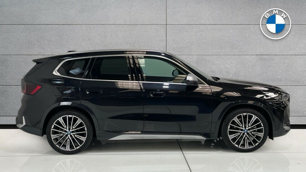 BMW iX1 Ix1 Xdrive30 Xline Black #5