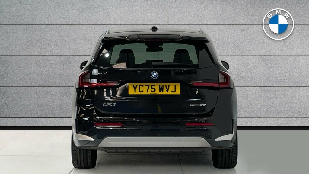 BMW iX1 150Kw Edrive20 Shadow Edition 65Kwh Black #7