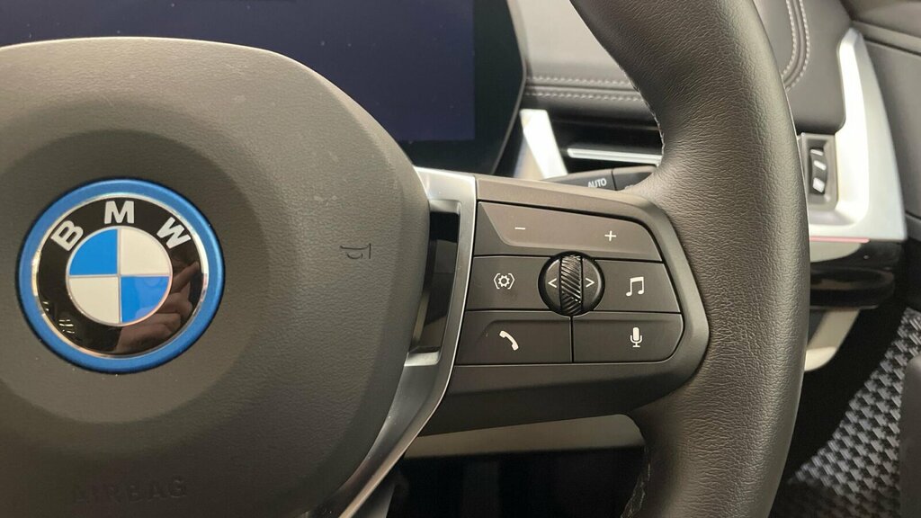 BMW iX1 150Kw Edrive20 Shadow Edition 65Kwh Black #21