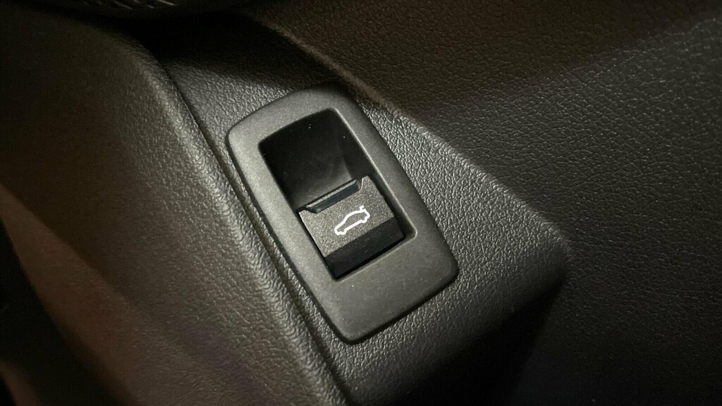 BMW iX1 150Kw Edrive20 Shadow Edition 65Kwh Black #29
