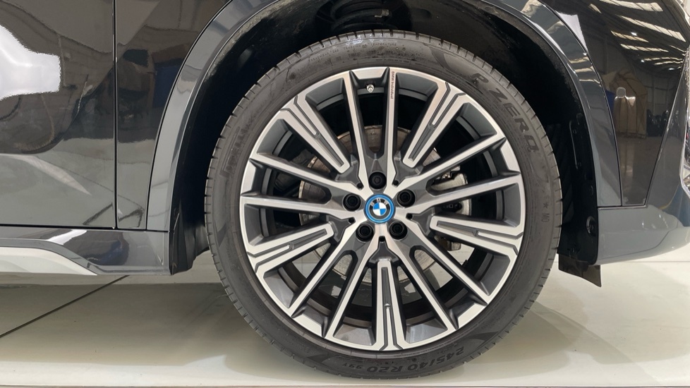 BMW iX1 150Kw Edrive20 Shadow Edition 65Kwh Black #27