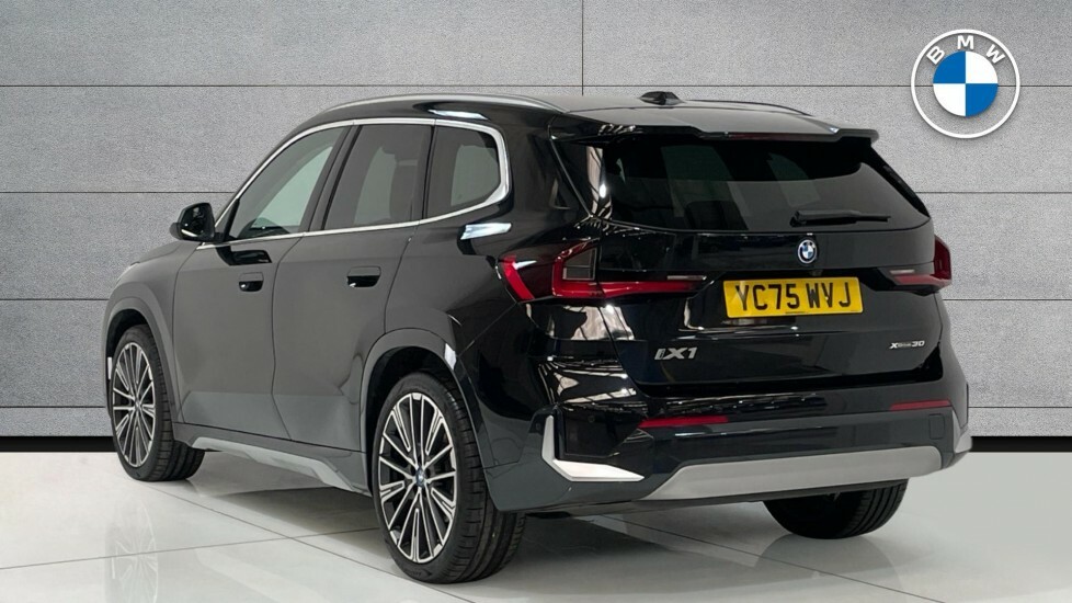BMW iX1 Ix1 Xdrive30 Xline Black #3